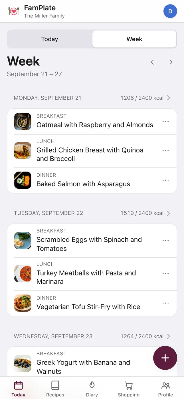 FamPlate week view on iPhone for September 21–27: breakfast, lunch and dinner for each day with dish photos and calories against the daily target.